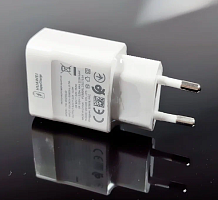 СЗУ Huawei HW-100225E00,USB/Type-C с кабелем,22.5W 1,0 м, белый купить в Барнауле